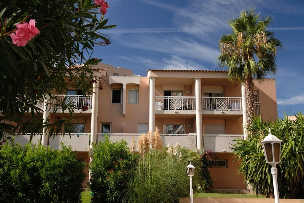 Residence Odalys Open Golfe Juan Exterior photo