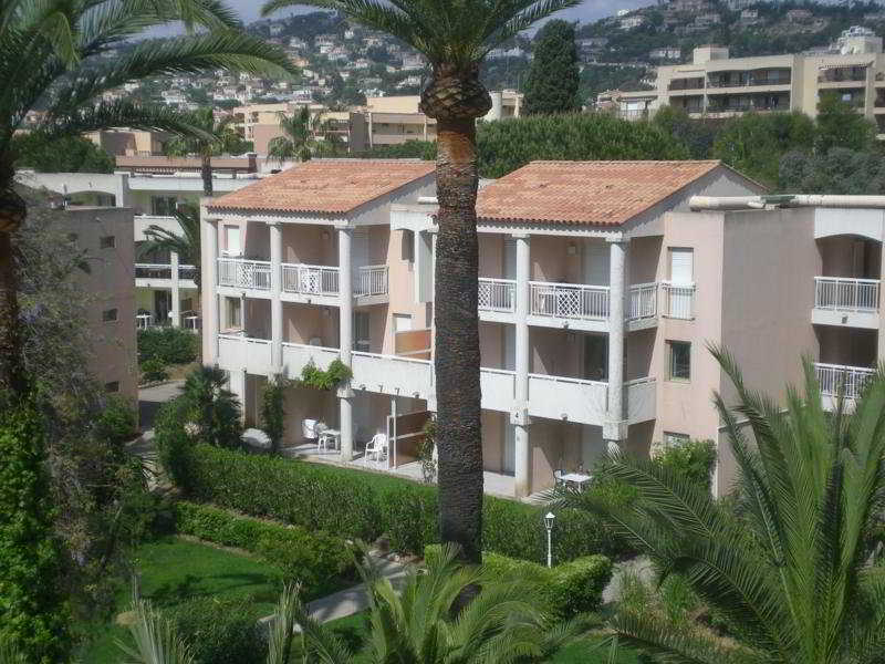 Residence Odalys Open Golfe Juan Exterior photo