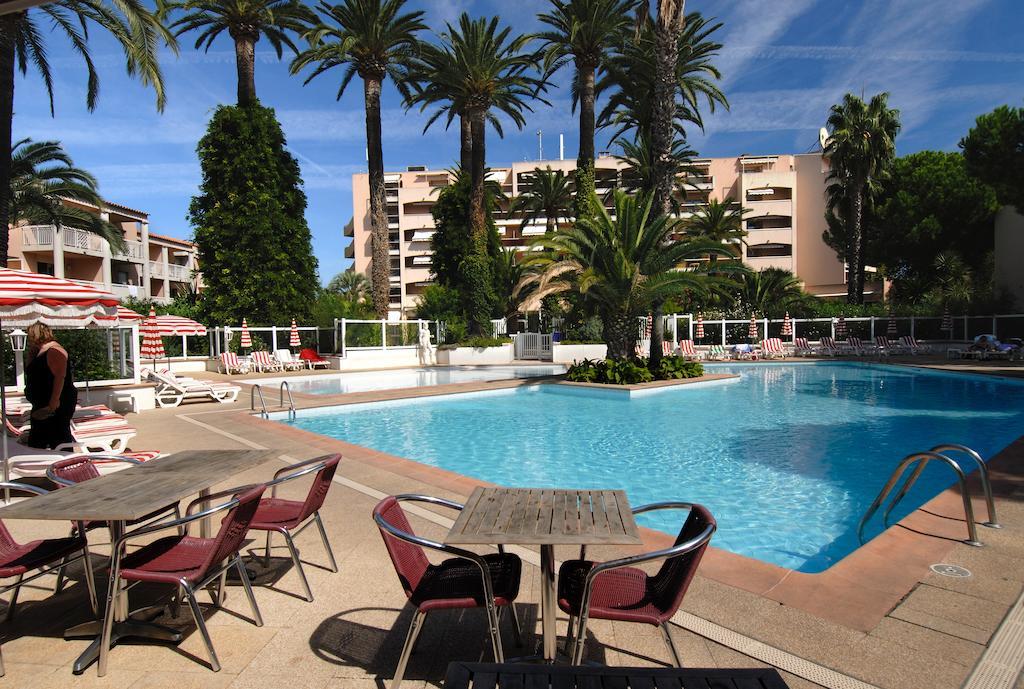 Residence Odalys Open Golfe Juan Exterior photo