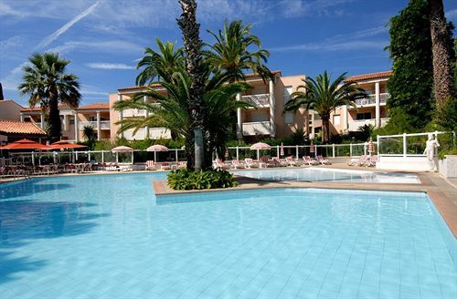 Residence Odalys Open Golfe Juan Exterior photo